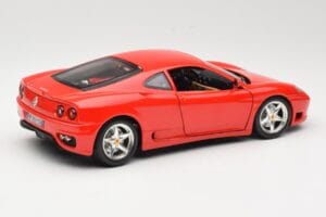 Ferrari 360 Modena Rouge Bburago 1:18 3358 Métal Moulé — image 3 sur 8