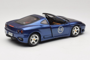 Ferrari 360 Modena Targa Édition Limitée 333 pcs Violet Métallique Bburago 1:18 3348-F1 Métal Moulé — image 3 sur 8