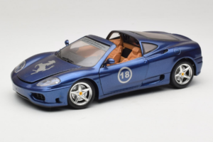 Ferrari 360 Modena Targa Édition Limitée 333 pcs Violet Métallique Bburago 1:18 3348-F1 Métal Moulé