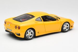 Ferrari 360 Modena Jaune Bburago 1:18 3368 Métal Moulé — image 3 sur 8