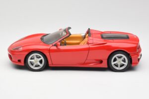 Ferrari 360 Spider Rouge Hot Wheels 1:18 FER129 Métal Moulé — image 4 sur 8