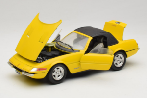 Ferrari 365 GTS/4 Daytona Cabriolet Jaune Techno Giodi 1:18 740028 Métal Moulé — image 2 sur 8