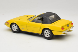 Ferrari 365 GTS/4 Daytona Cabriolet Jaune Techno Giodi 1:18 740028 Métal Moulé — image 7 sur 8