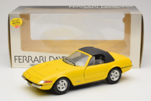Ferrari 365 GTS/4 Daytona Cabriolet Jaune Techno Giodi 1:18 740028 Métal Moulé — image 8 sur 8