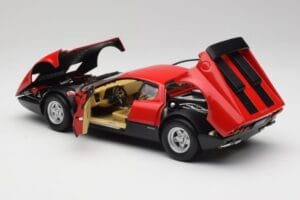 Ferrari 365 GT4/BB Rouge Kyosho 1:18 08173R Métal Moulé — image 5 sur 8