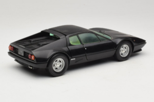 Ferrari 365 GT4 BB Noir Chrono 1:18 CH002 Métal Moulé — image 3 sur 8