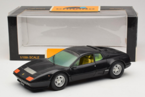 Ferrari 365 GT4 BB Noir Chrono 1:18 CH002 Métal Moulé — image 8 sur 8