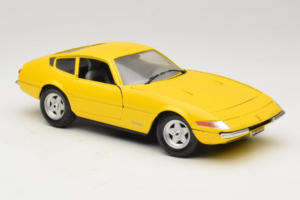 Ferrari 365 GTB/4 Daytona Jaune Techno Giodi 1:18 40011-Y1 Métal Moulé — image 5 sur 7