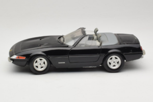 Ferrari 365 GTB/4 Daytona Cabriolet Noir Techno Giodi 1:18 40011-B1 Métal Moulé — image 4 sur 8
