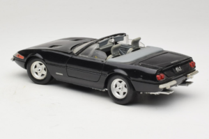 Ferrari 365 GTB/4 Daytona Cabriolet Noir Techno Giodi 1:18 40011-B1 Métal Moulé — image 7 sur 8