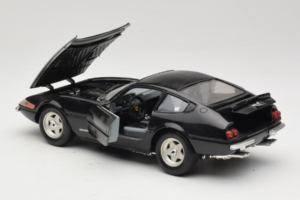 Ferrari 365 GTB/4 Daytona Noir Techno Giodi 1:18 40011-B2 Métal Moulé — image 5 sur 8