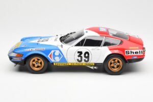 Ferrari 365 GTB/4 #39 J-C. Andruet / Lena 24 Hours of Le Mans 1972 Kyosho 1:18 08164E Métal Moulé — image 4 sur 8