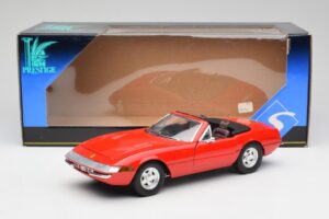 Ferrari 365 GTS Rouge Solido 1:18 8017 Métal Moulé — image 8 sur 8