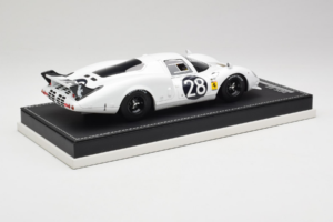 Ferrari 365 P2 #28 M. Gregory / J. Schlesser NART 24 Hours of Daytona 1967 Blanc AB Models 1:18 REMC019 Résine — image 3 sur 6