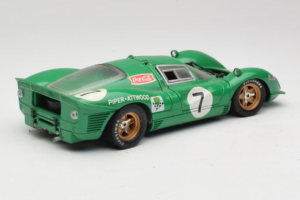 Ferrari 412P #7 Vert 24 Hours of Daytona 1967 Eagles Race 1:18 37000 Métal Moulé — image 3 sur 8