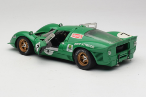Ferrari 412P #7 Vert 24 Hours of Daytona 1967 Eagles Race 1:18 37000 Métal Moulé — image 5 sur 8