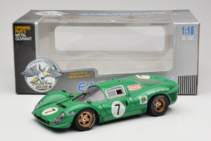 Ferrari 412P #7 Vert 24 Hours of Daytona 1967 Eagles Race 1:18 37000 Métal Moulé — image 8 sur 8