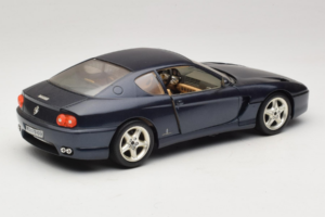Ferrari 456 GT Bleu Bburago 1:18 3036-B1 Métal Moulé — image 3 sur 8