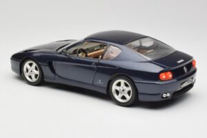 Ferrari 456 GT Bleu Bburago 1:18 3036 Métal Moulé — image 4 sur 8
