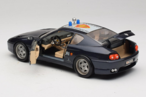 Ferrari 456 GT Carabinieri Noir Bburago 1:18 3036-B3 Métal Moulé — image 5 sur 8