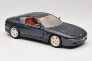 Ferrari 456 GT Dark Blue Metallic Bburago 1:18 3036-B2 Métal Moulé — image 6 sur 8