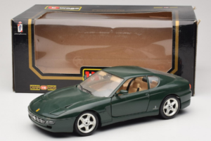 Ferrari 456 GT Vert Foncé Bburago 1:18 3046-GR1 Métal Moulé — image 8 sur 8