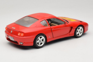 Ferrari 456 GT Ferrari Model Club Rouge Bburago 1:18 3036-P1 Métal Moulé — image 3 sur 8