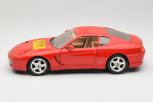 Ferrari 456 GT Ferrari Model Club Rouge Bburago 1:18 3036-P1 Métal Moulé — image 4 sur 8