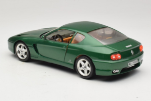 Ferrari 456 GT Vert Métallique Bburago 1:18 3036-GR1 Métal Moulé — image 7 sur 8