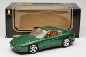 Ferrari 456 GT Vert Métallique Bburago 1:18 3036-GR1 Métal Moulé — image 8 sur 8