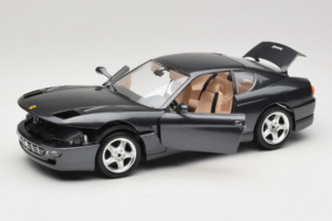 Ferrari 456 GT Gris Metallic Peinture Spéciale Bburago 1:18 3036 D Métal Moulé — image 2 sur 8