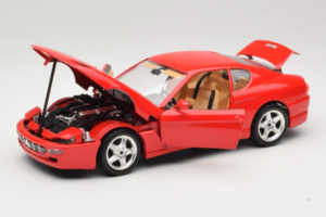 Ferrari 456 GT Rouge Bburago 1:18 3046-R1 Métal Moulé — image 2 sur 8