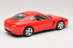 Ferrari 456 GT Rouge Bburago 1:18 3046-R1 Métal Moulé — image 3 sur 8