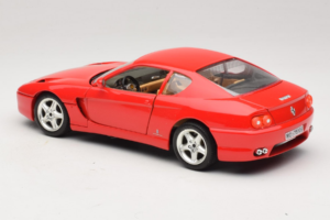 Ferrari 456 GT Rouge Bburago 1:18 3046-R1 Métal Moulé — image 7 sur 8