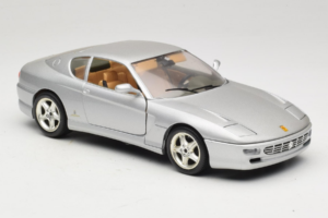 Ferrari 456 GT Argent Bburago 1:18 3336-S1 Métal Moulé — image 6 sur 8