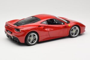 Ferrari 488 GTB Rouge Bburago 1:18 18-16008 Métal Moulé — image 3 sur 8