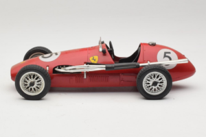 Ferrari 500 F2 #16 Tonka 1:16 6717 Métal Moulé — image 3 sur 6
