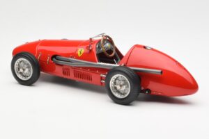 Ferrari 500 F2 #1 A. Ascari F1 Double World Champion 1952-1953 CMC 1:18 M-056 Métal Moulé — image 5 sur 6
