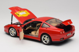 Ferrari 550 Maranello 22 Jahre Ferrari Model Club Rouge Bburago 1:18 3064-P2 Métal Moulé — image 5 sur 8