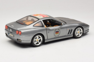 Ferrari 550 Maranello 25 Ferrari Model Club Argent Bburago 1:18 3344-S1 Métal Moulé — image 3 sur 7