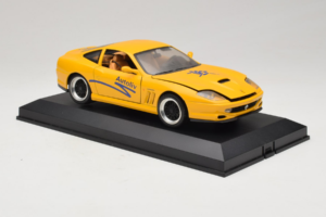 Ferrari 550 Maranello Autoliv Jaune Edition Limitée Exclusive Cars 1:18 EC002 Métal Moulé — image 6 sur 9