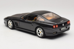 Ferrari 550 Maranello Noir Métallisé Bburago 1:18 3344-B1 Métal Moulé — image 7 sur 8