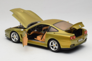 Ferrari 550 Maranello Gold Metallic Braccio & Gotz Bburago 1:18 3044-G1 Métal Moulé — image 5 sur 8