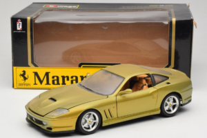 Ferrari 550 Maranello Gold Metallic Braccio & Gotz Bburago 1:18 3044-G1 Métal Moulé — image 8 sur 8