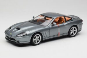 Ferrari 550 Maranello Gris Métallique Maisto 1:18 4839 Métal Moulé