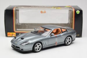 Ferrari 550 Maranello Gris Métallique Maisto 1:18 4839 Métal Moulé — image 6 sur 6