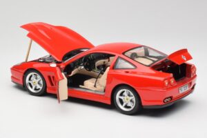 Ferrari 550 Maranello Rouge Bburago 1:18 3064 Métal Moulé — image 5 sur 8