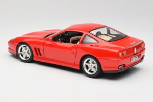 Ferrari 550 Maranello Rouge Bburago 1:18 3064 Métal Moulé — image 7 sur 8