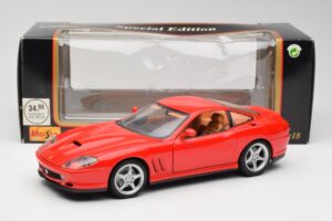 Ferrari 550 Maranello Rouge Maisto 1:18 31839 Métal Moulé — image 8 sur 8
