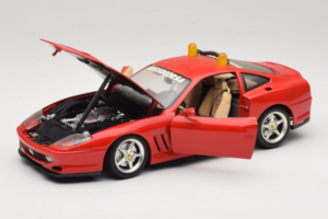 Ferrari 550 Maranello Safety Car Rosso Corsa Bburago 1:18 3064-P1 Métal Moulé — image 2 sur 8